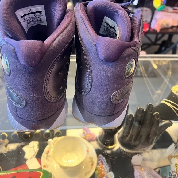 Air Jordon 13 Retro - Dark Raisin Purple Size 8Y